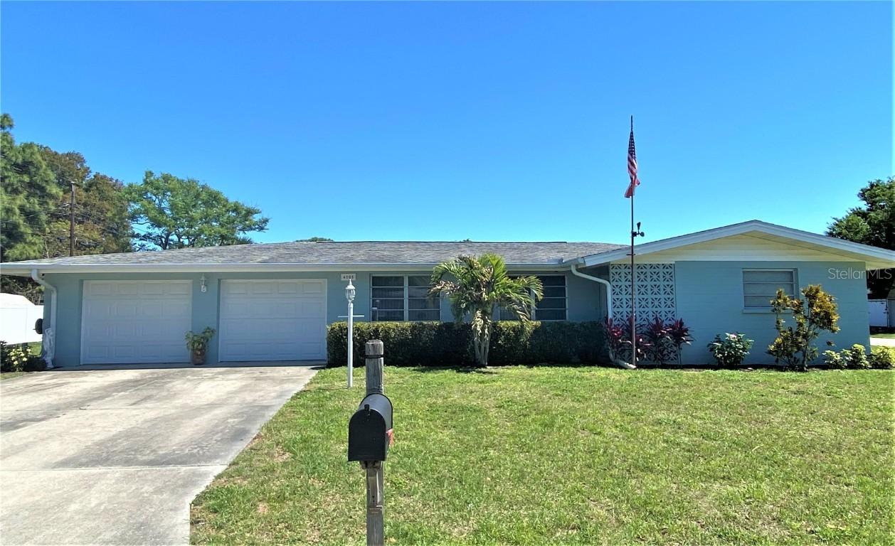 4707 24th St., Bradenton, FL 34207
