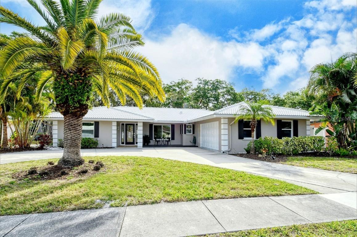 7331 Bounty Dr., Sarasota, FL 34231