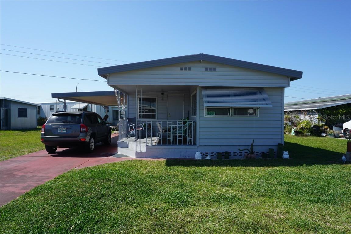 6614 Oregon St., Bradenton, FL 34207