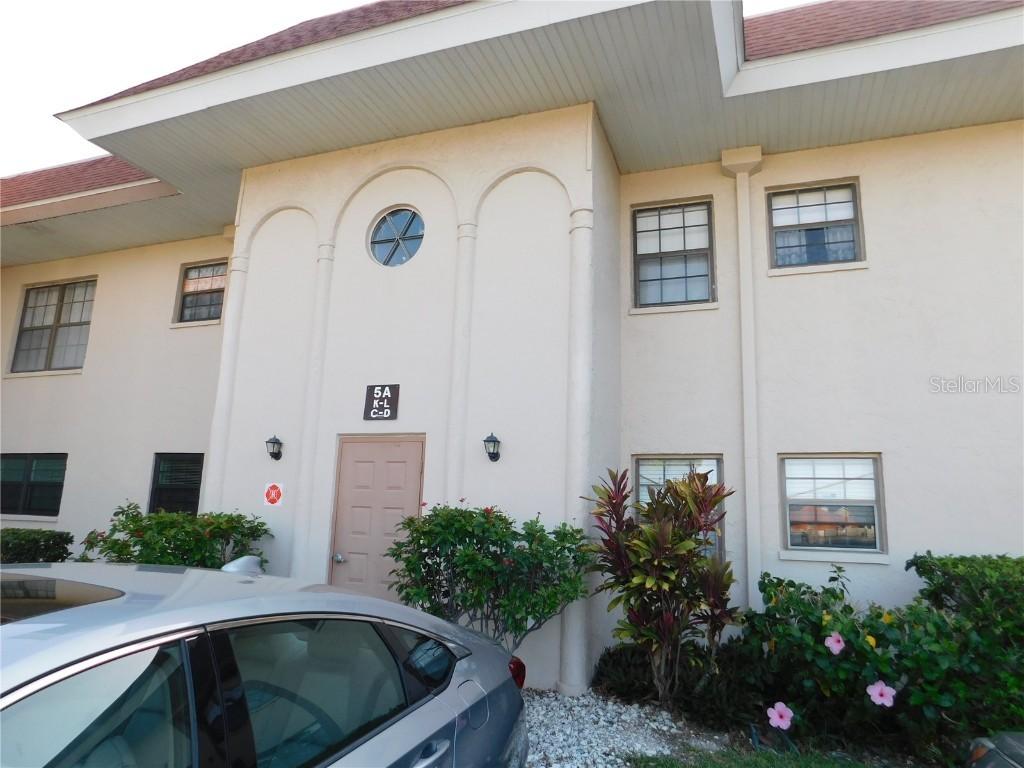 2727 75th St W #5A, Bradenton, FL 34209