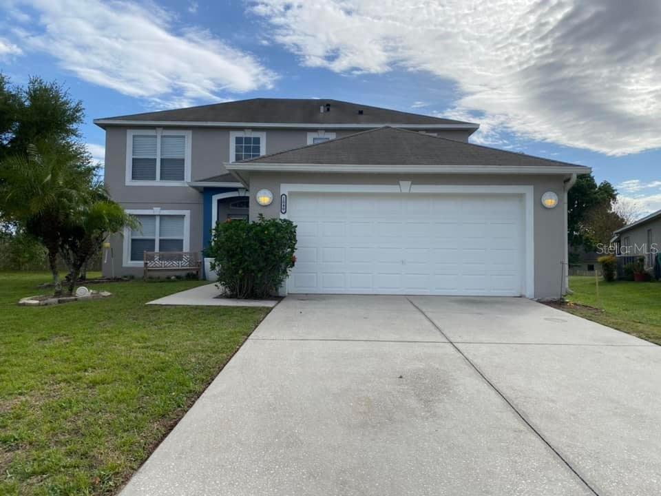 1040 Vanderbilt Dr., Eustis, FL 32726