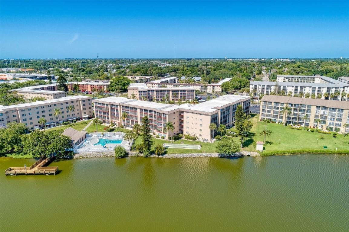 3917 Lake Bayshore Dr. #F307, Bradenton, FL 34205