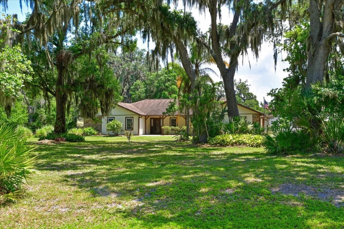 3108 107th St., Palmetto, FL 34221