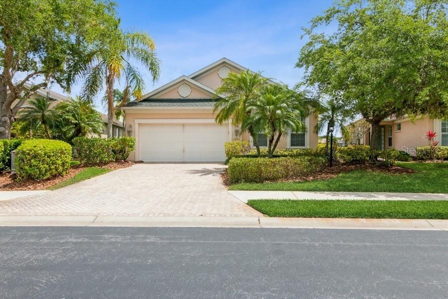 7421 Sea Island Ln., Bradenton, FL 34201