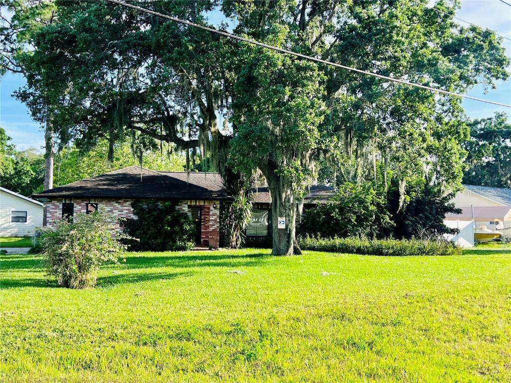 1804 Queen Palm Dr., Edgewater, FL 32132