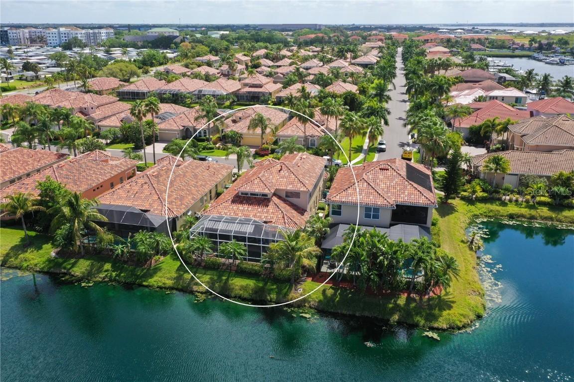 303 8th Ave., Palmetto, FL 34221