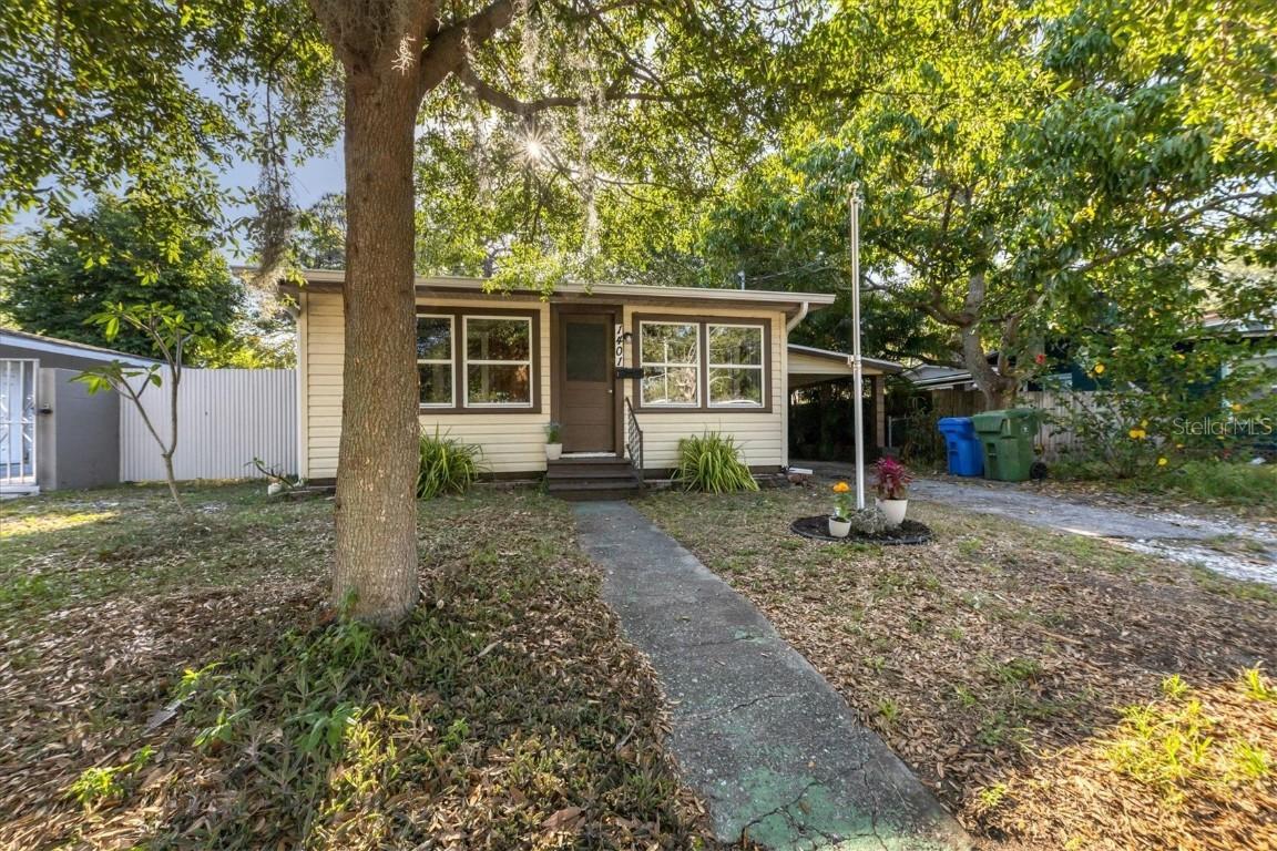 1401 11th St., Bradenton, FL 34205