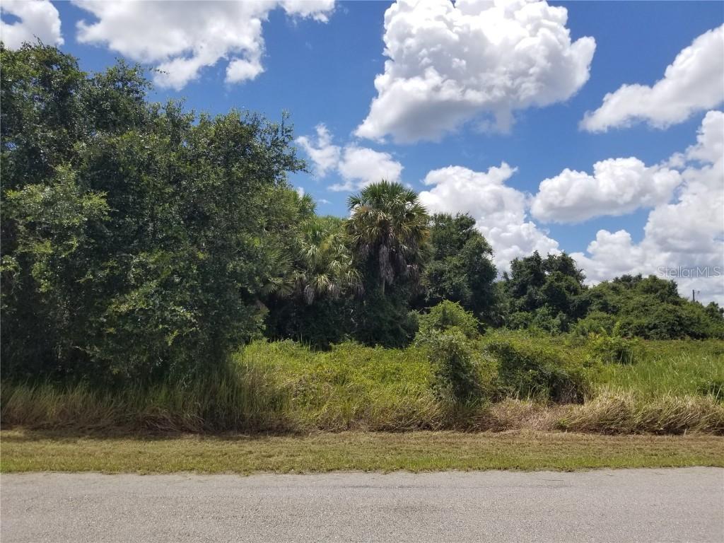 Feeney Ct., North Port, FL 34288