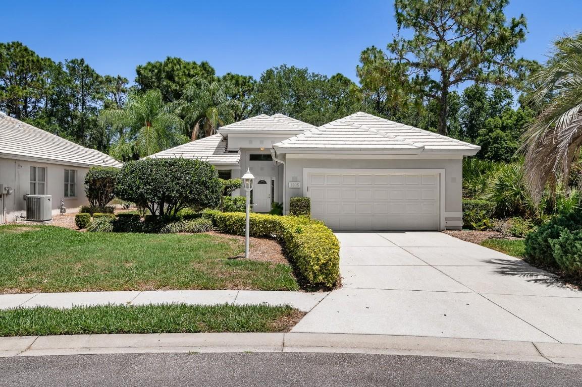 8005 Hampton Ct., University Park, FL 34201
