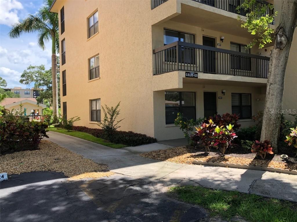 625 30th Ave. #G101, Bradenton, FL 34205