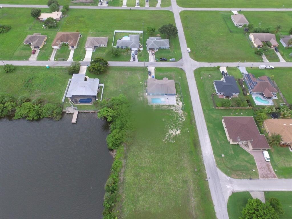 2305 NE 17th St., Cape Coral, FL 33909