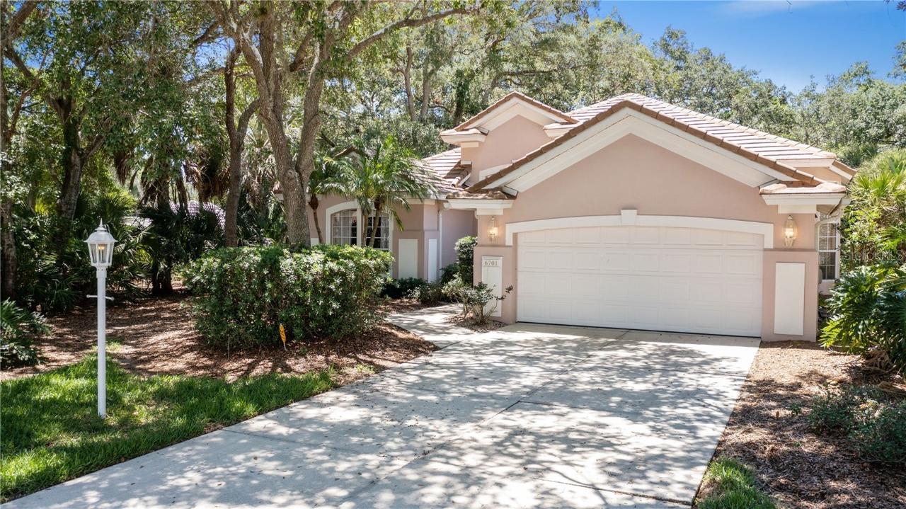 6701 Virginia Crossing, University Park, FL 34201