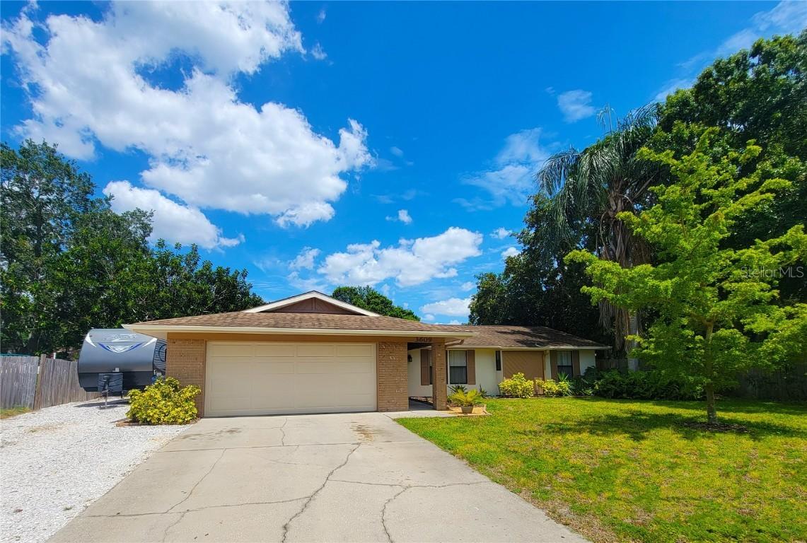 3609 67th St., Bradenton, FL 34209