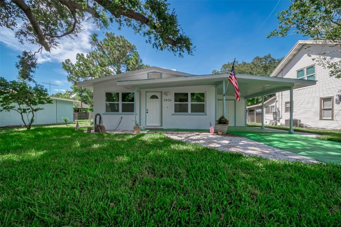 2406 10th St., Palmetto, FL 34221