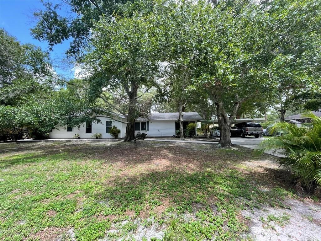 2419 Wells Ave., Sarasota, FL 34232