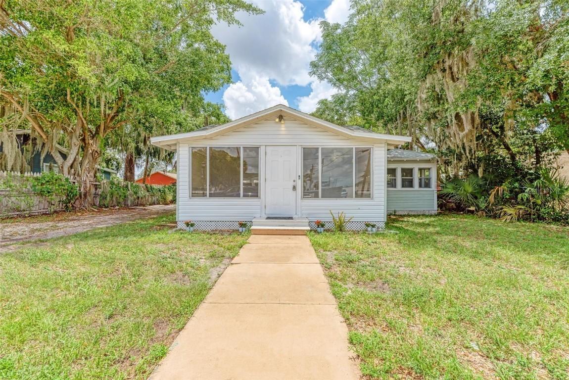 1432 10th St., Bradenton, FL 34205