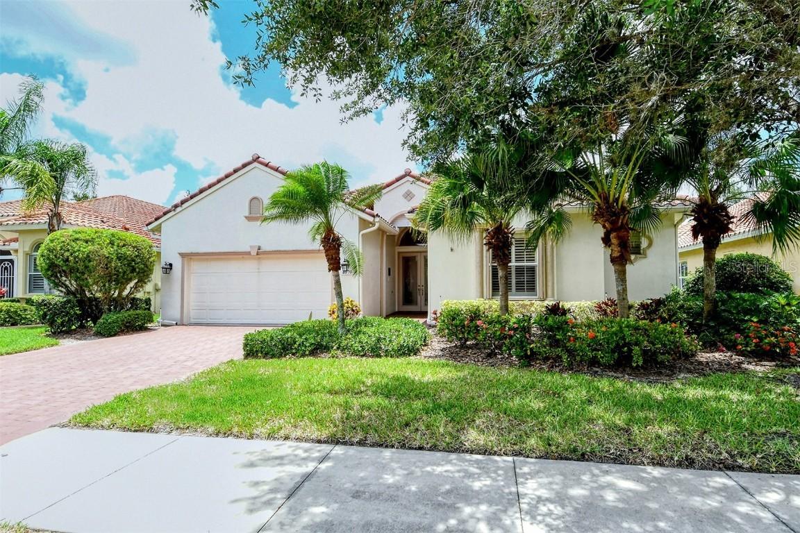 4070 65th Pl., Sarasota, FL 34243