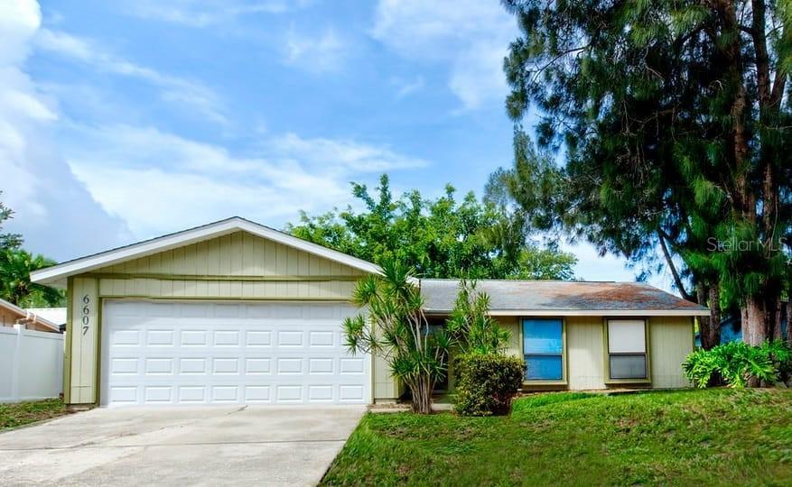 6607 36th Avenue Dr., Bradenton, FL 34209