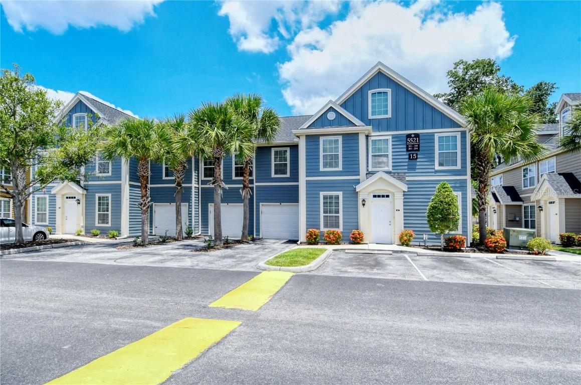 5521 Rosehill Rd. #204, Sarasota, FL 34233