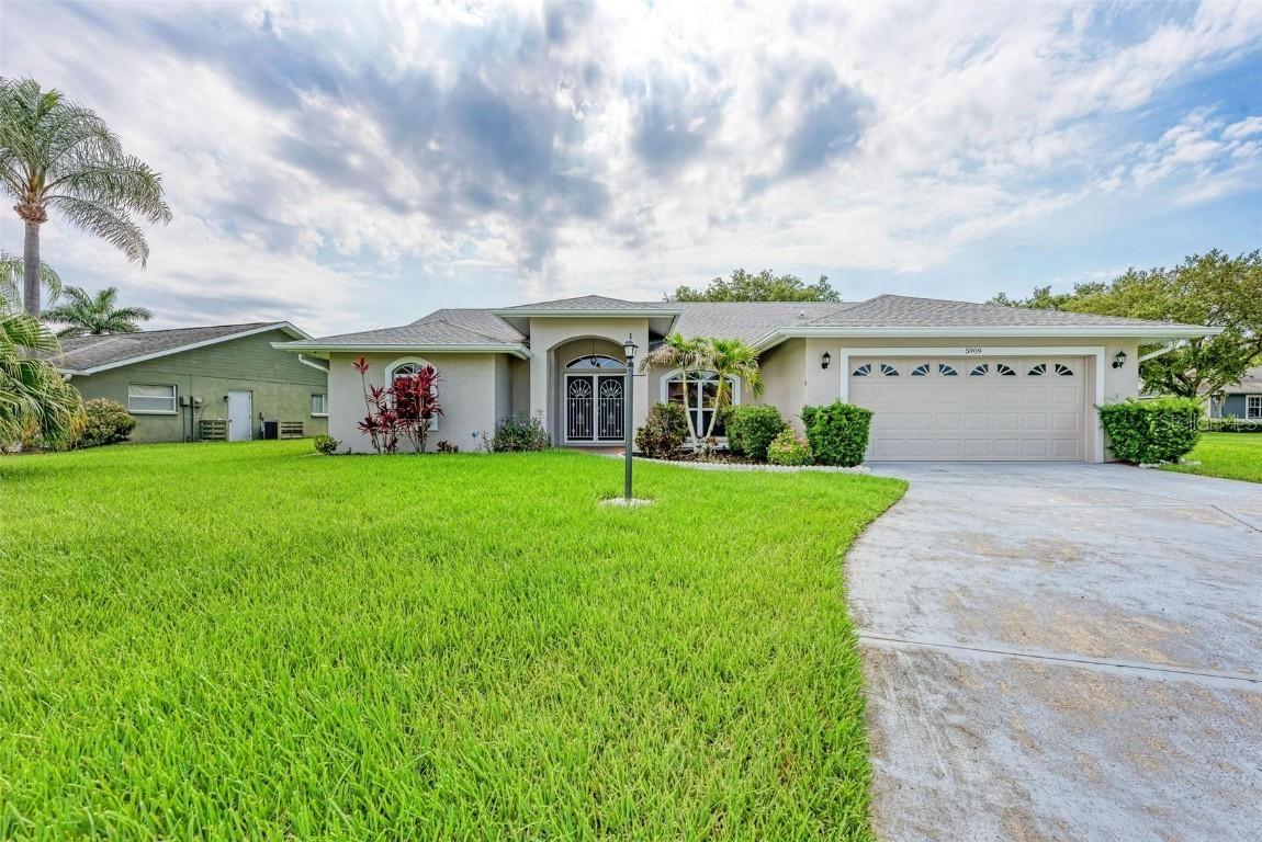 5909 E 41st St., Bradenton, FL 34203