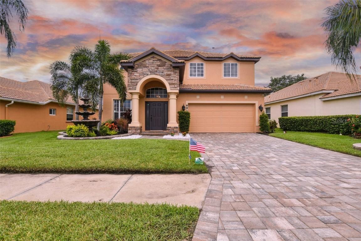 6915 74th Street Cir., Bradenton, FL 34203
