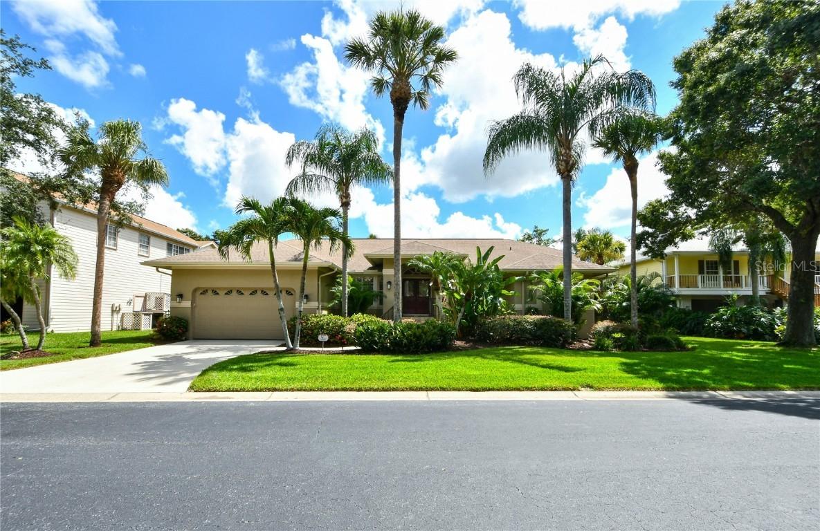 4717 E Trails Dr., Sarasota, FL 34232