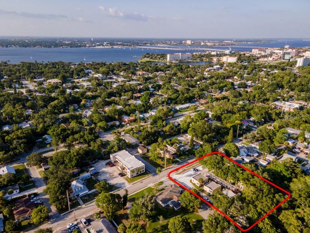 2403-2405-2407-2419-2421- 9th Ave., Bradenton, FL 34205