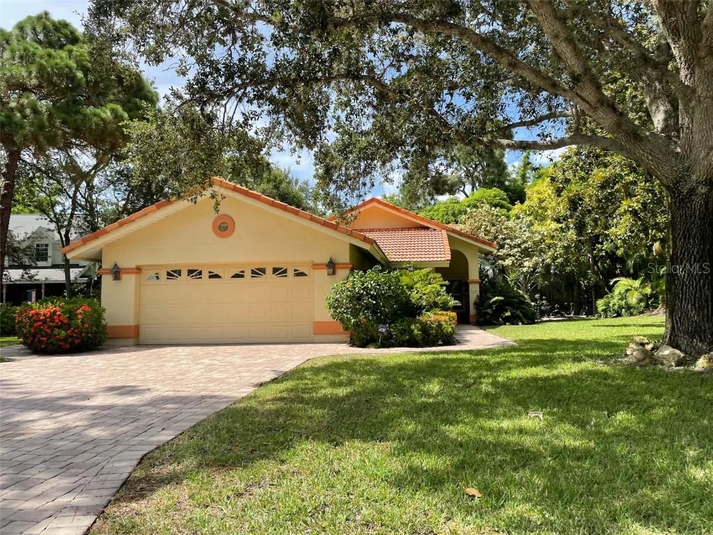 8809 11th Avenue Ter., Bradenton, FL 34209