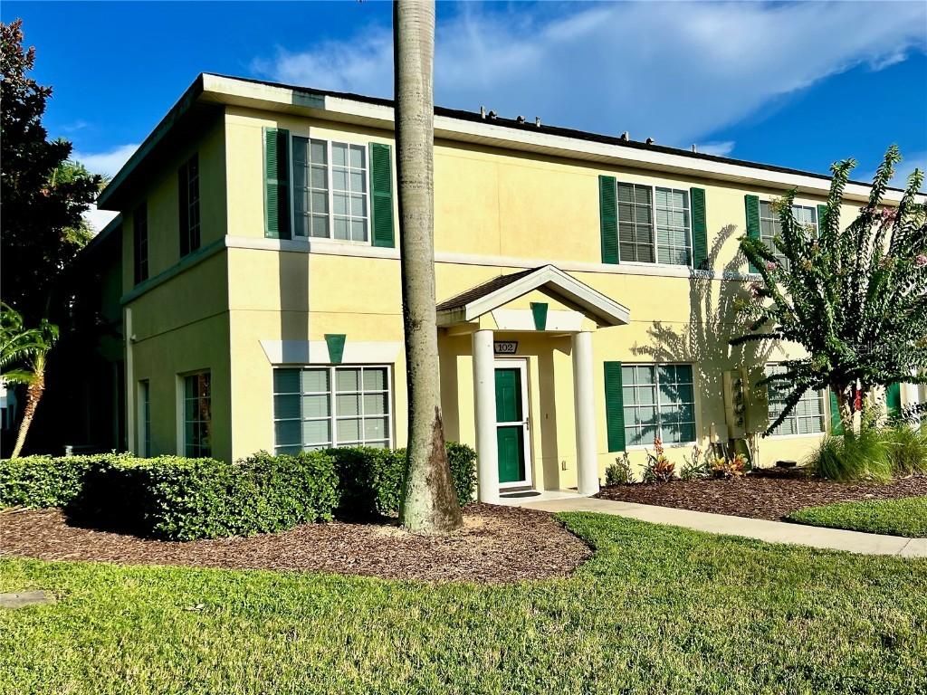 360 Cape Harbour Loop #102, Bradenton, FL 34212