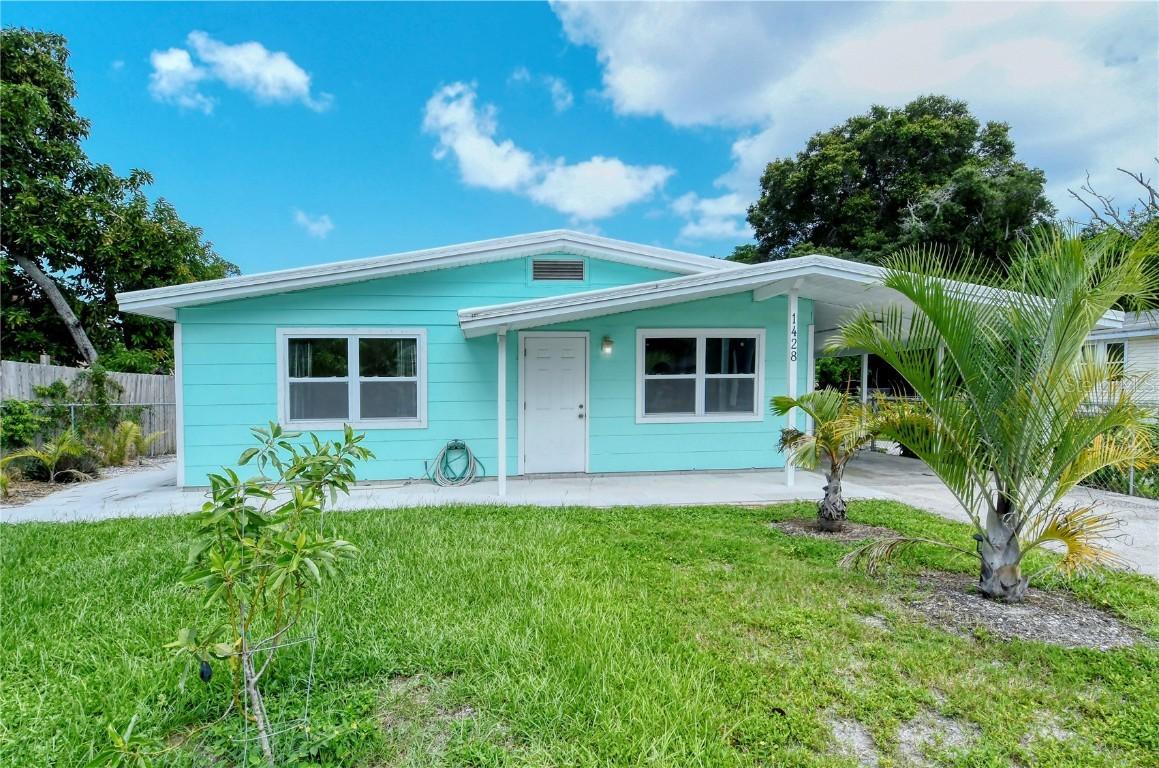1428 16th St., Bradenton, FL 34205