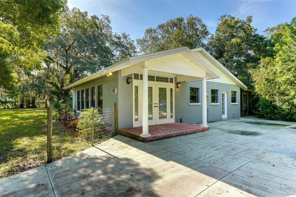 3718 45th St., Bradenton, FL 34208