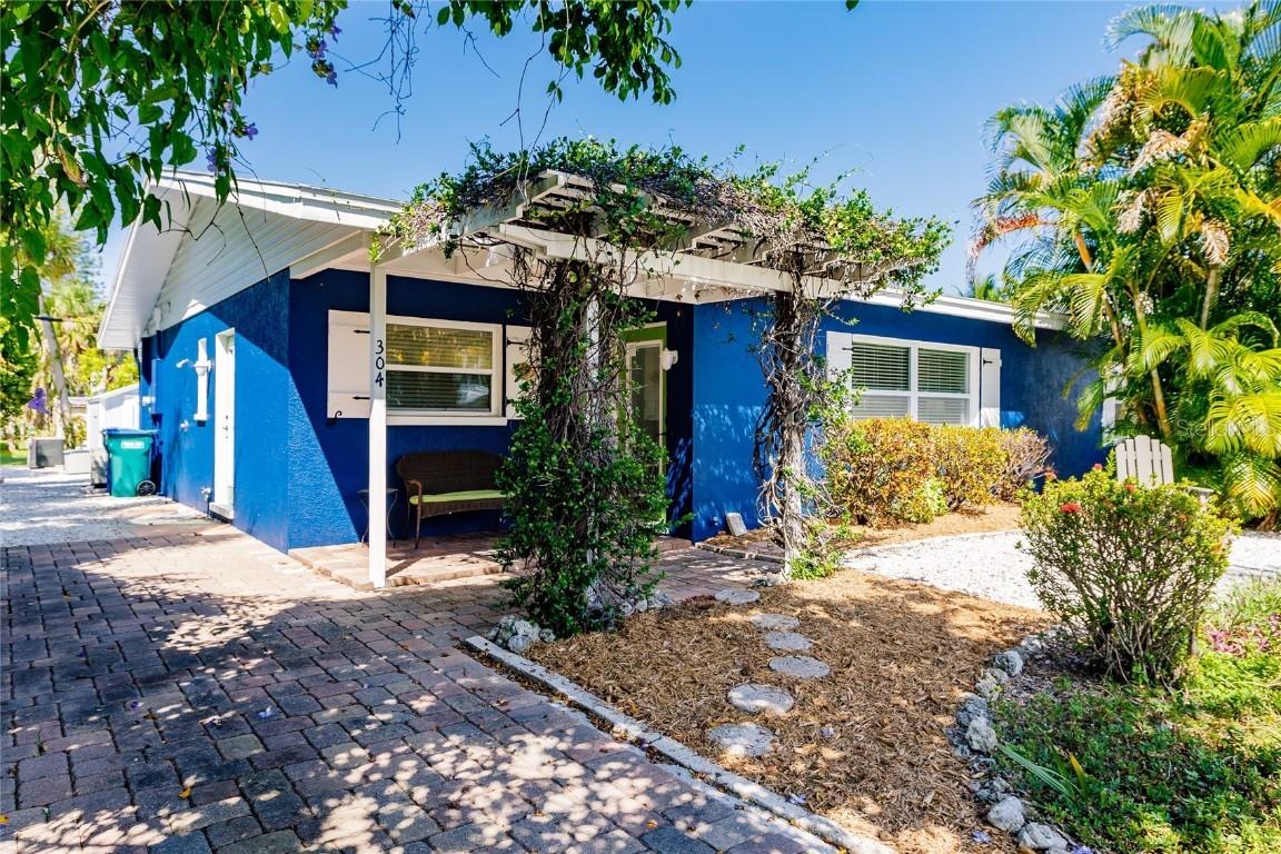 304 64th St., Holmes Beach, FL 34217