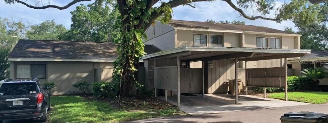8002 Hibiscus Dr., Temple Terrace, FL 33637