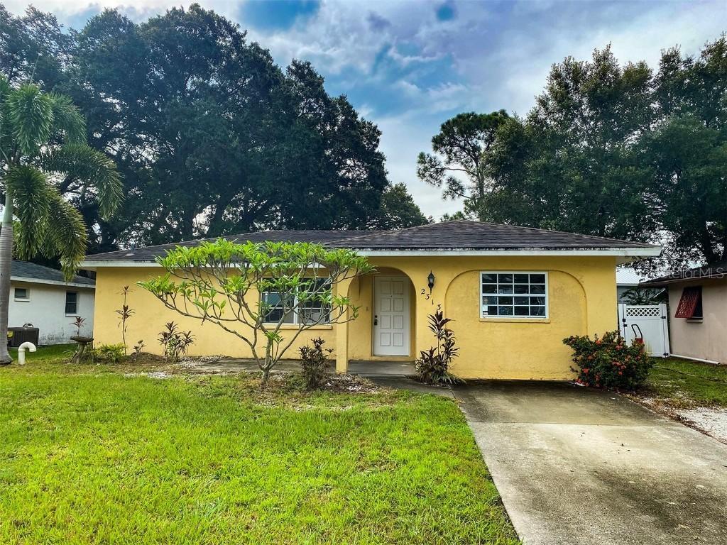 2313 Amanda Dr., Sarasota, FL 34232