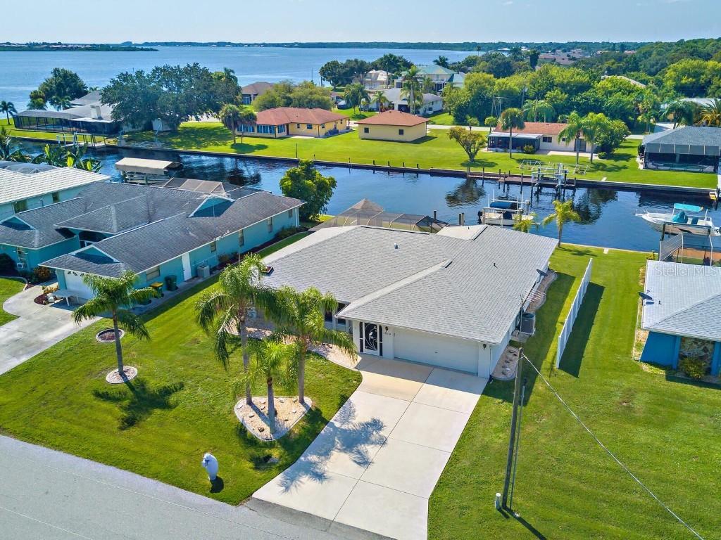 12415 Quinlan Ave., Port Charlotte, FL 33981