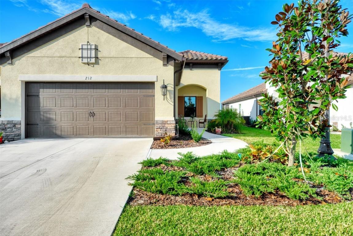 212 Palidoro Cir., Nokomis, FL 34275