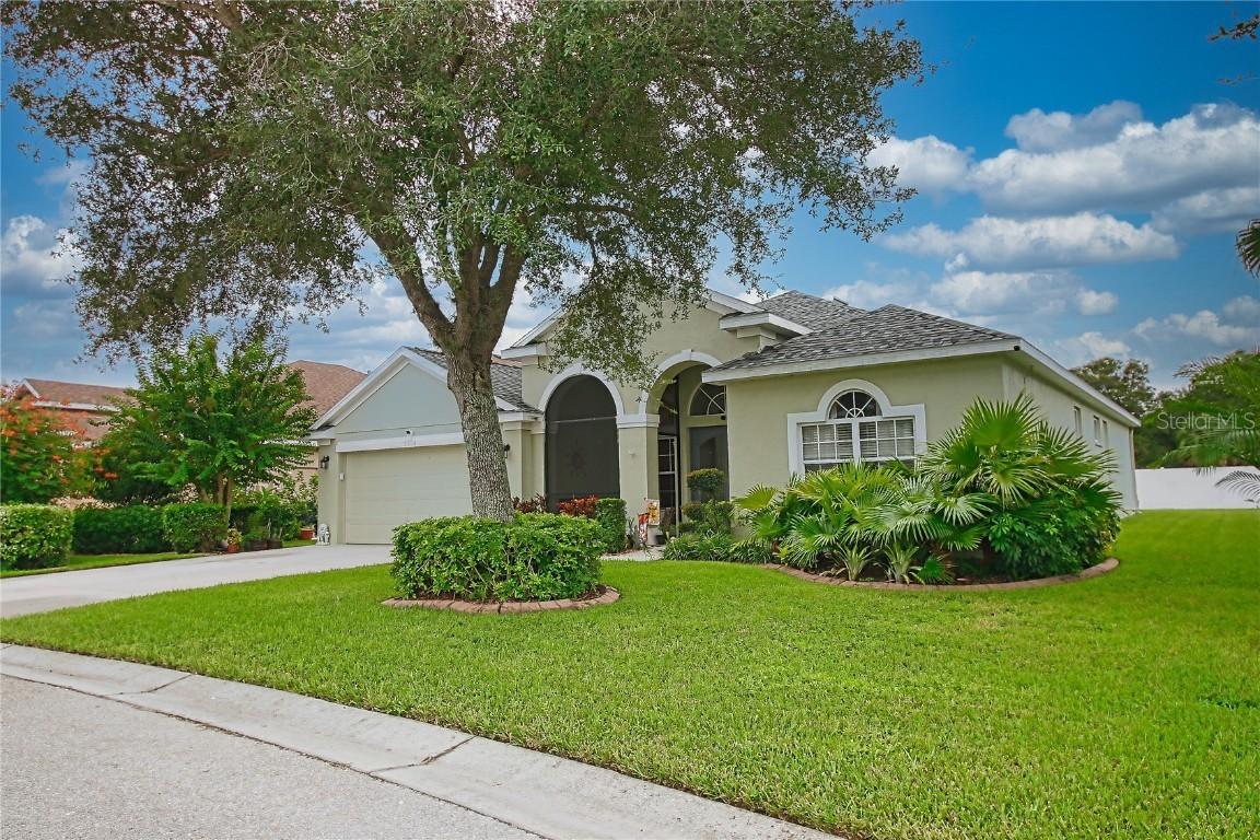 3004 43rd Ave., Bradenton, FL 34208