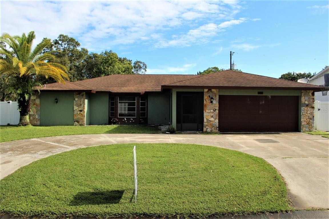 4076 Lancaster Dr., Sarasota, FL 34241