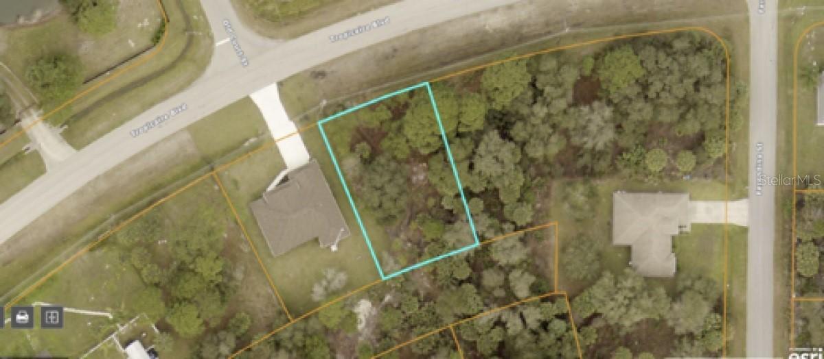 Tropicaire Blvd, North Port, FL 34286