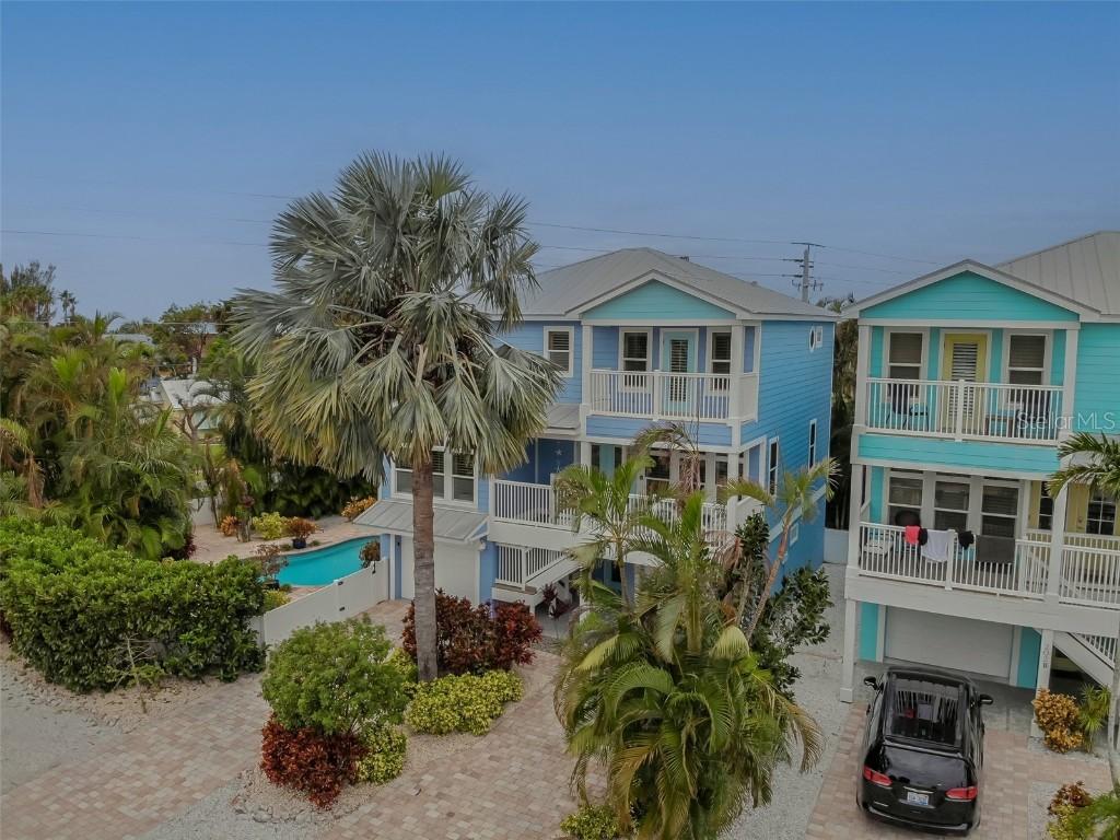 202 75th St. #A, Holmes Beach, FL 34217