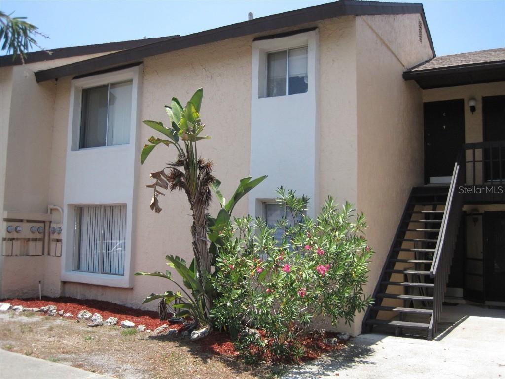 2745 Hidden Lake Dr. #A, Sarasota, FL 34237