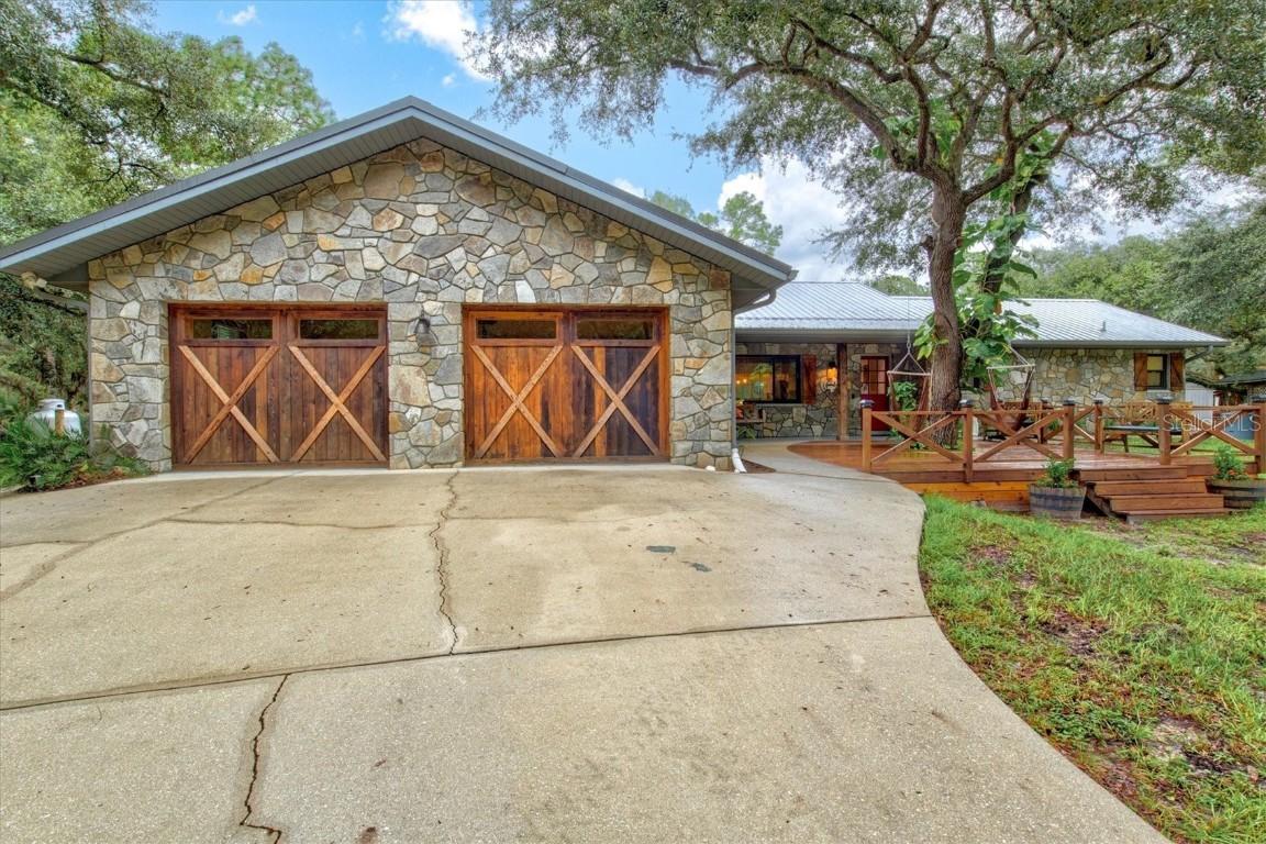 8902 Tropicaire Blvd., North Port, FL 34291