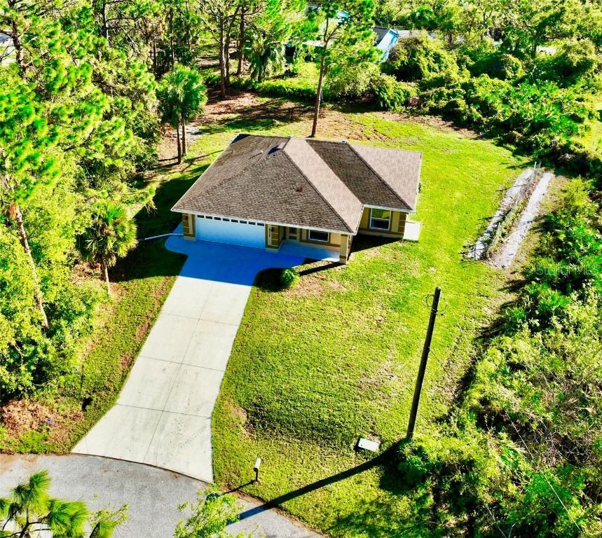 9334 Poplar Ave., Englewood, FL 34224