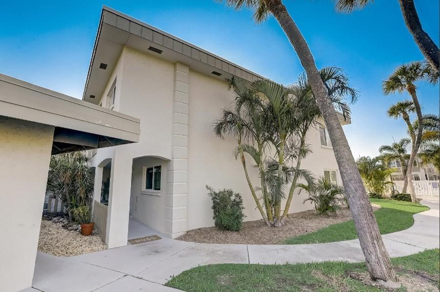 6300 Flotilla Dr. #103, Holmes Beach, FL 34217