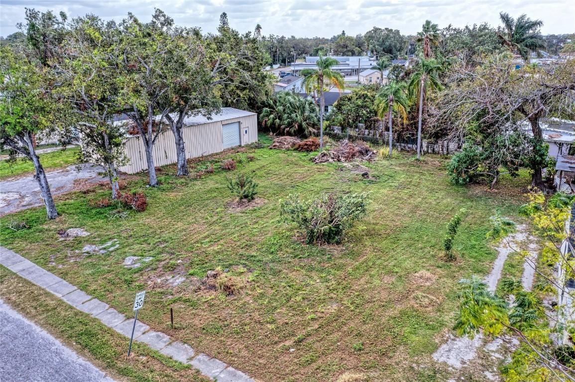 1015 27th Ave., Bradenton, FL 34205