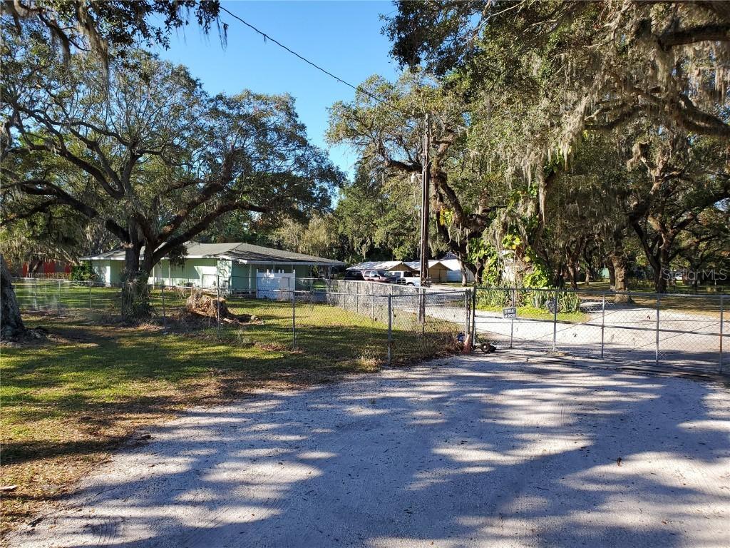 5426 26th St., Bradenton, FL 34207