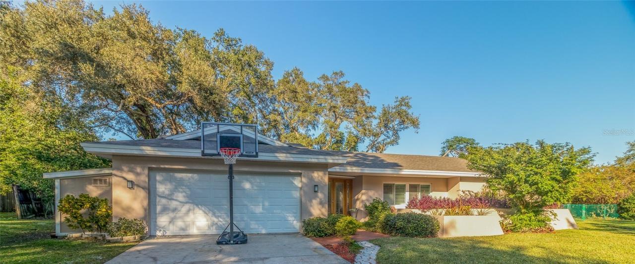 2050 Kingston Ct., Clearwater, FL 33764
