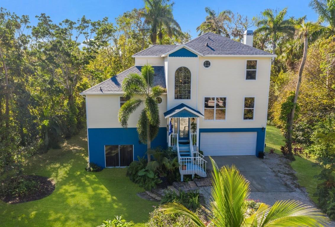 7705 27th Ave., Bradenton, FL 34209