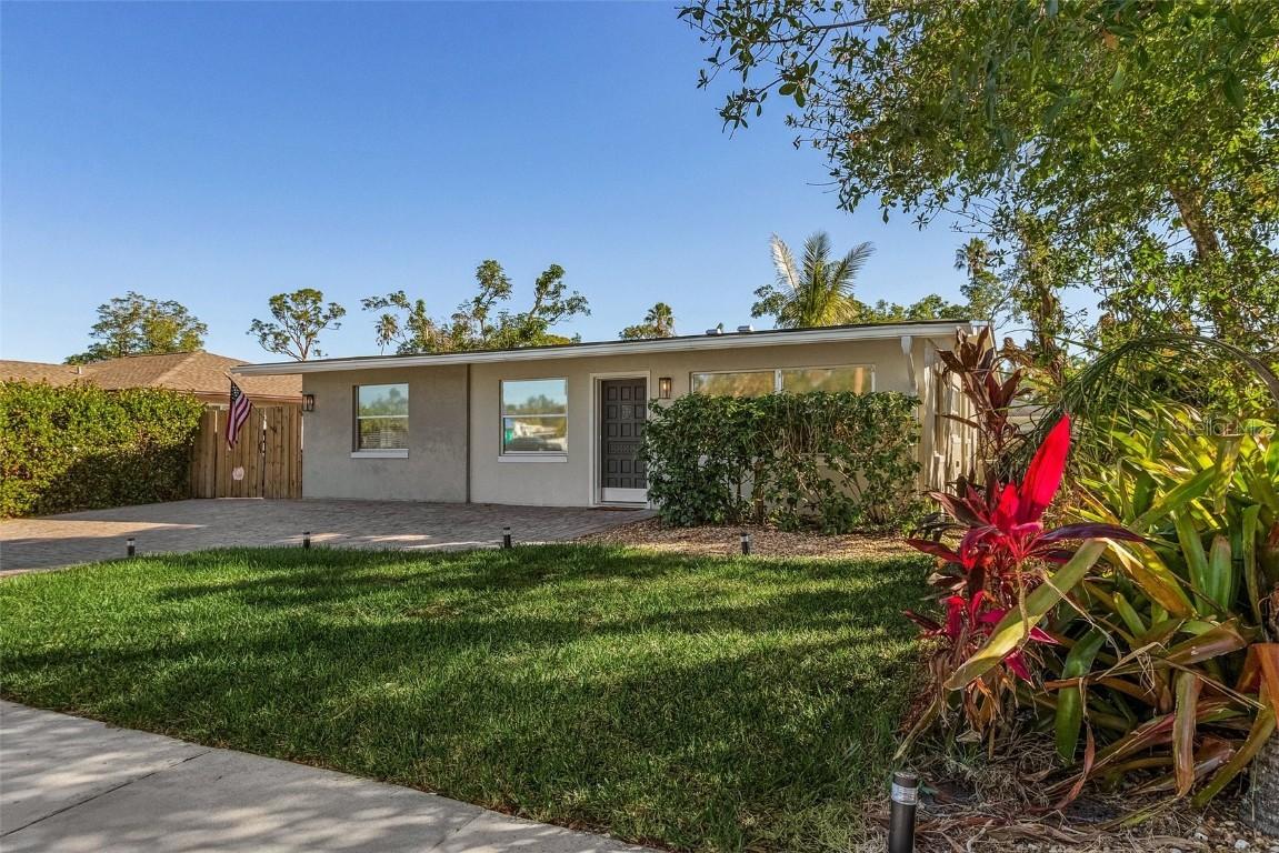 3911 Luzon St., Fort Myers, FL 33901