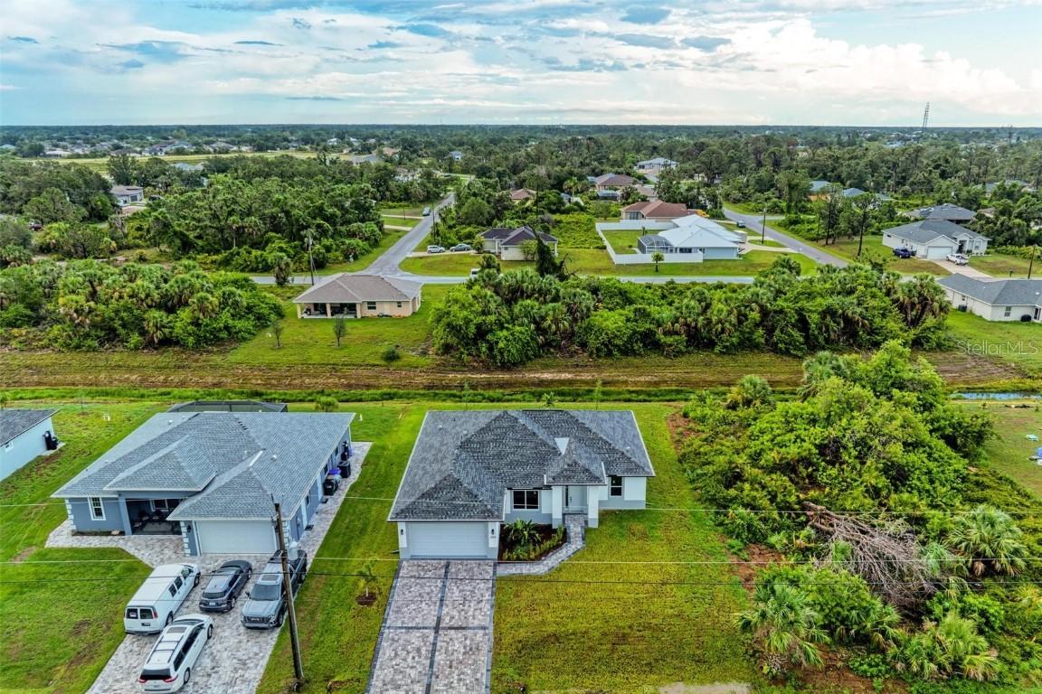 2266 Irondale Rd., North Port, FL 34287